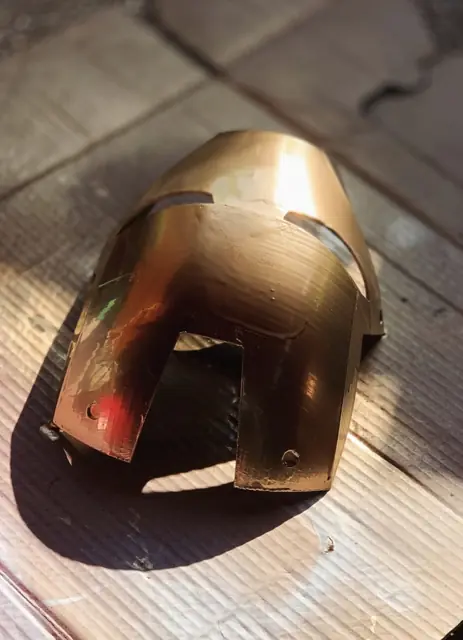 Prilba Iron Man Mark III – tvárová maska v zlatej
