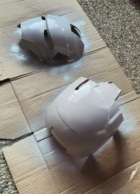Prilba Iron Man Mark III – diely so základnou farbou